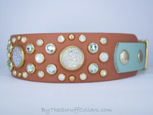 14-16" Halo 1.5" Two-Tone Collar Caramel/Sage w/Brass Hardware 1" Taper