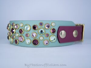 12.5-14.5" Glamour 1.5" Two-Tone Collar Sage/Burgundy w/Brass Hardware 1" Taper