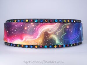 17.5-19.5" Galactic Swirls 2" UV Print/Royal Blue w/Black Hardware 1" Taper