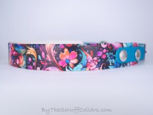 17-19" Paisley Florals UV Print/Turquoise w/Neo Chrome Hardware 5/8" Taper